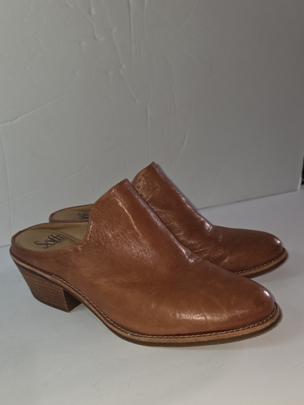 Sofft Women's Tan Leather Slip-On Mules Size 9.5 " Like New"
